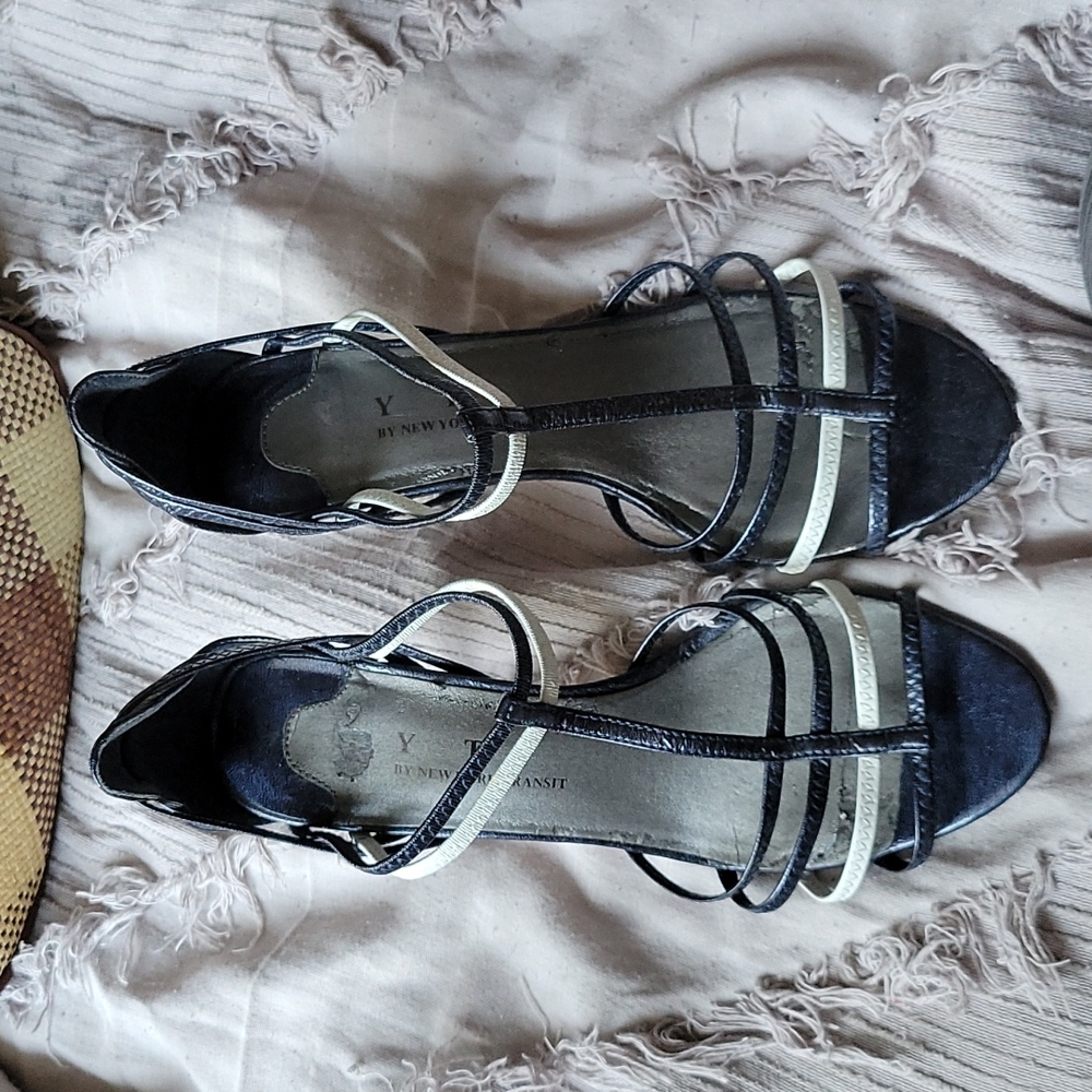 Shoes by new York Transit